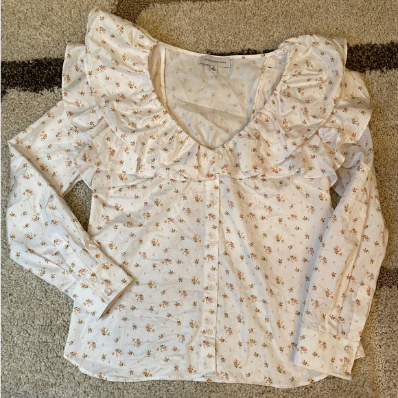 Bailey Ruffle Top White Floral - Picture 8 of 9